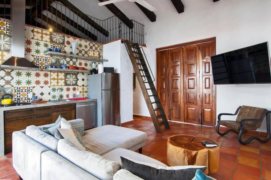 Casa Da Lusso Mexican Style Hacienda بويرتو فالارتا المظهر الخارجي الصورة